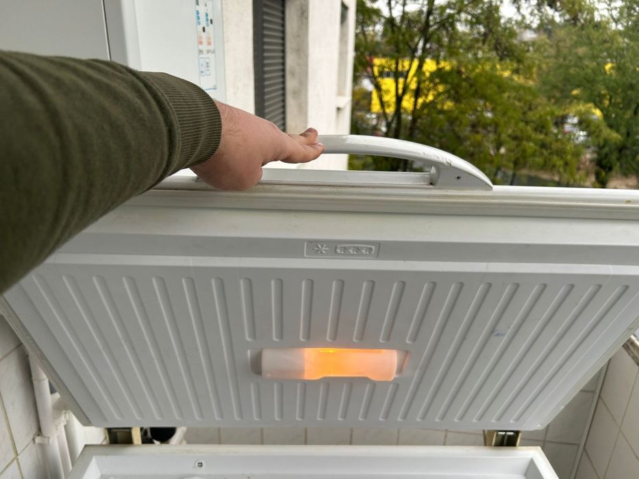 Lada frigorifica Zanussi