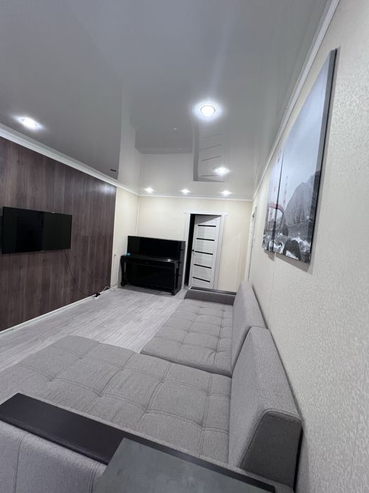 Продам 2-х ком квартиру в центре