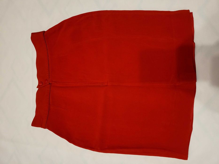 Дамска черена пола