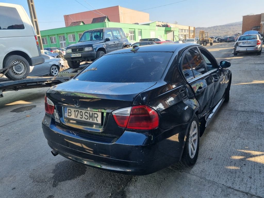 Dezmembrez BMW seria 3 e90 320D motor 2.0d 120kw 163cp M47D20  plafon bara spate dezmembrari