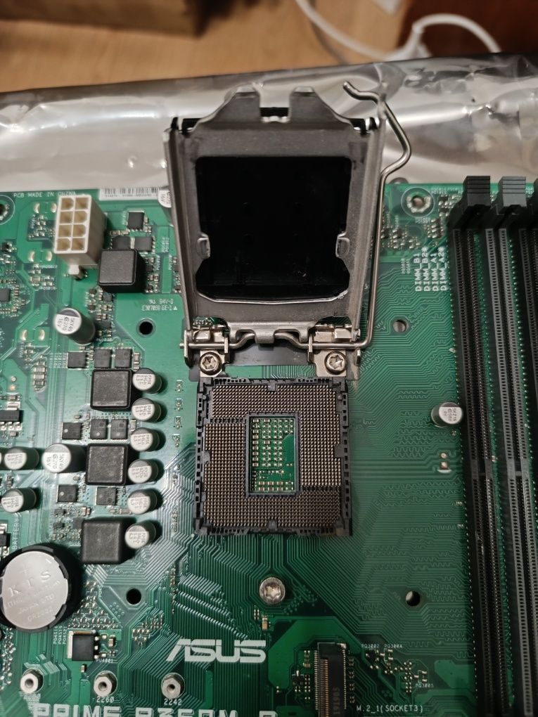 Продам материнскую плату Asus B360m-c