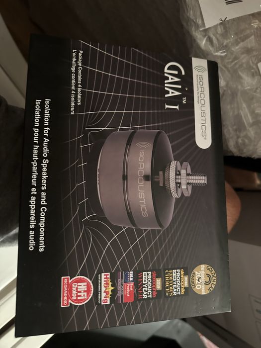 Продавам Isoacoustics GAIA I (4бр.) до 105кг, аудиофилски крака