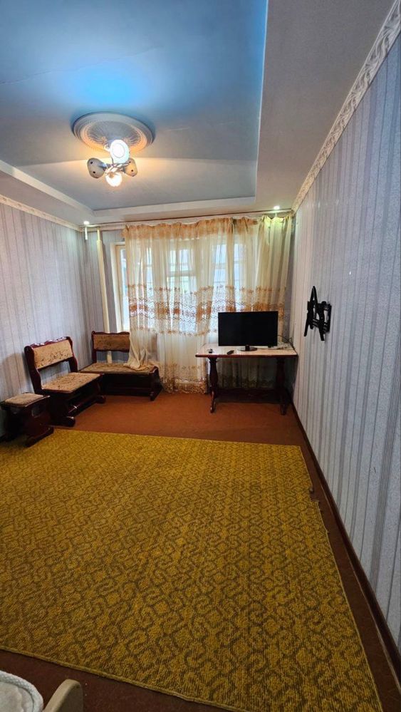 Срочна сдаётся 1 ком квартиру