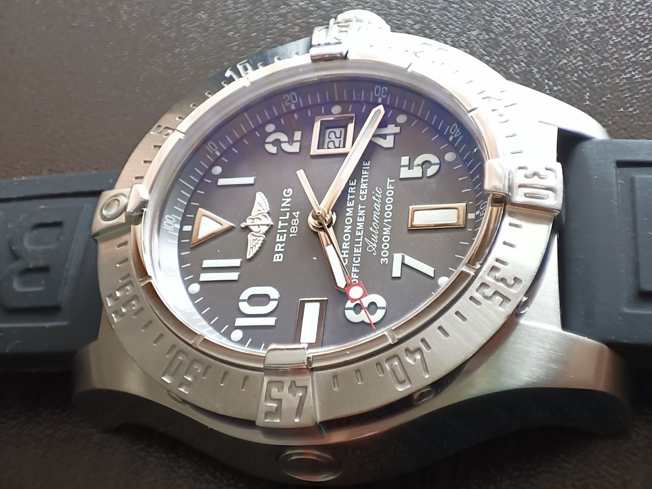 Продавам Breitling Avenger Seawolf