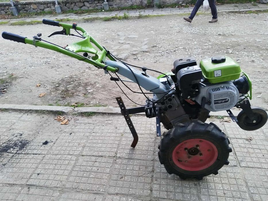 Продавам мотофреза Gardenia