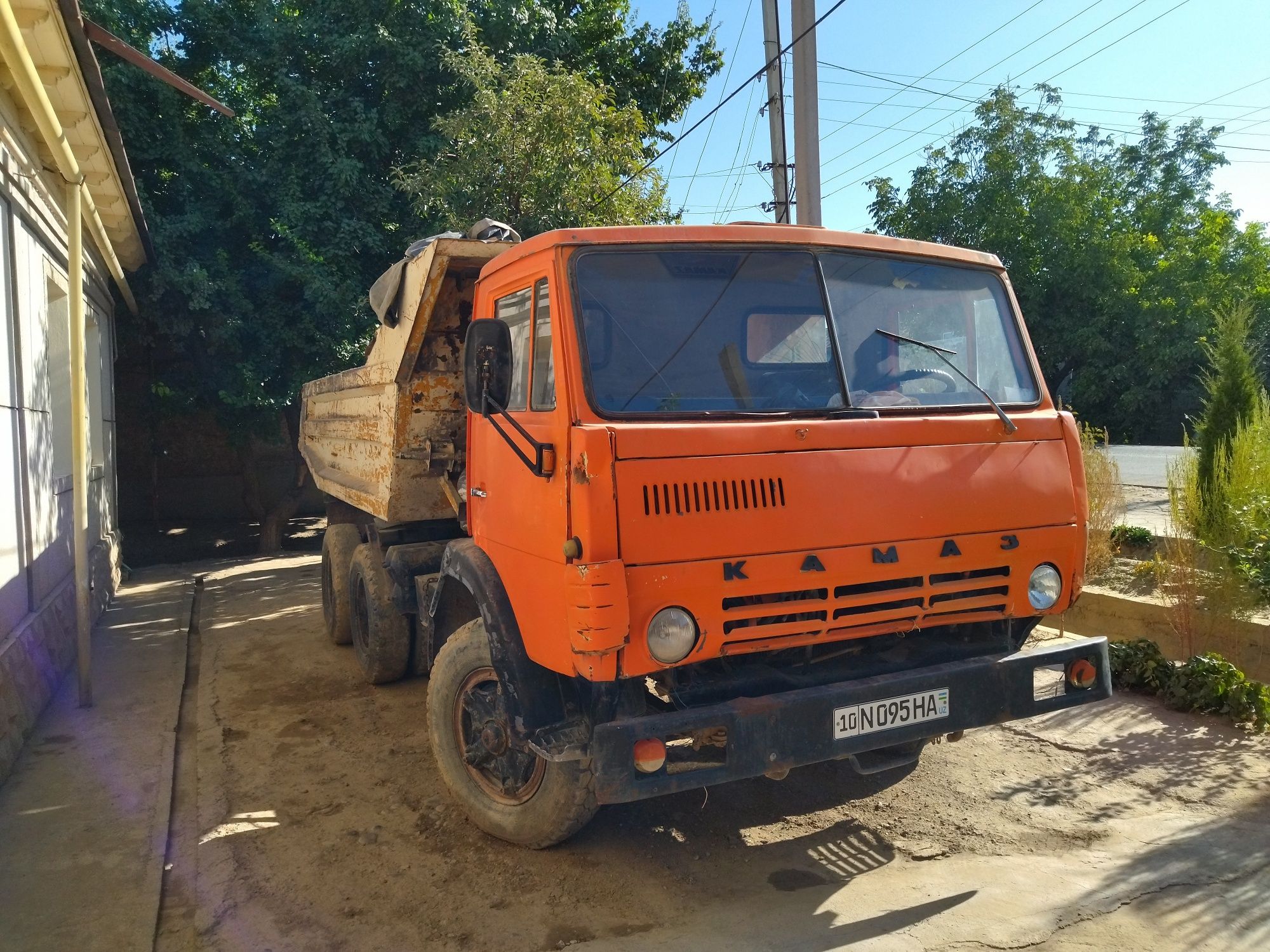 Kamaz sotiladi  xolati yaxshi