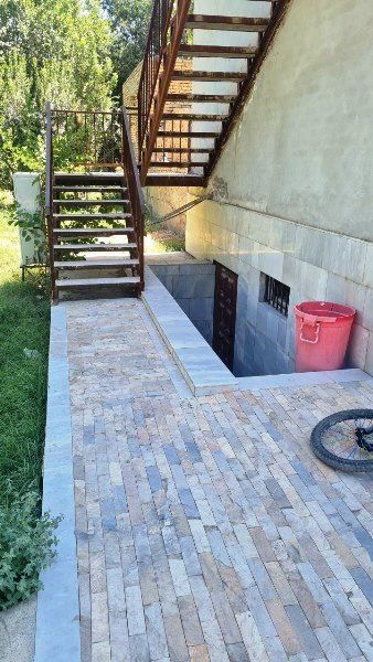 Продам недвижимость, магазин, игротека,  учебный центр.