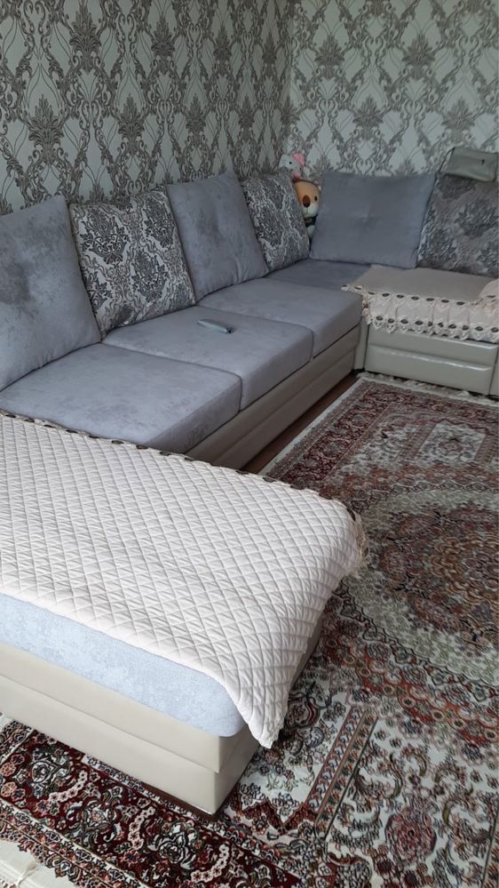 Продам б/у угловой диван