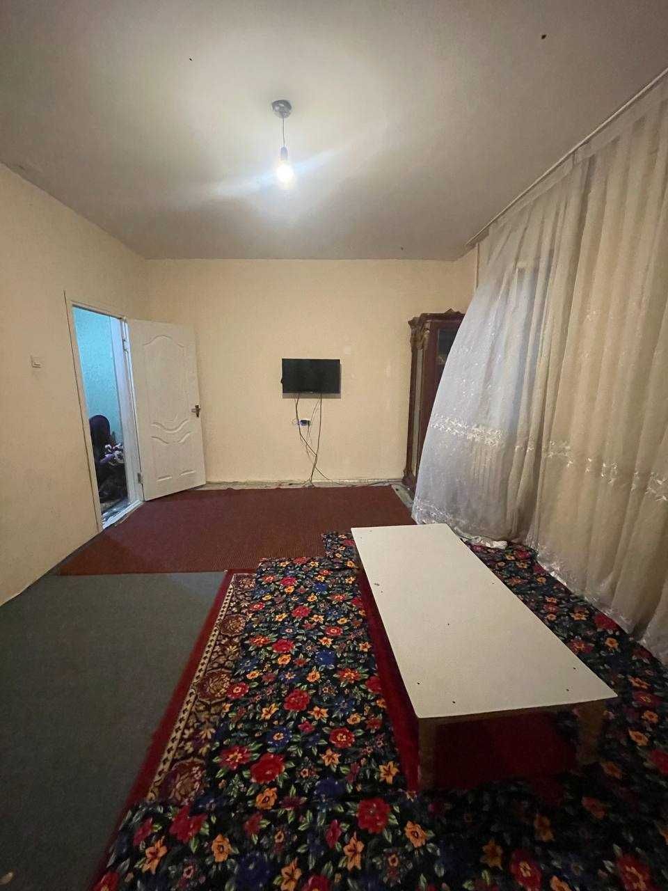 Срочно продается квартира Белтепа, 1/3/9, 50кв.м.