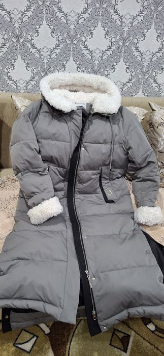Пуховик зимний,женский.
