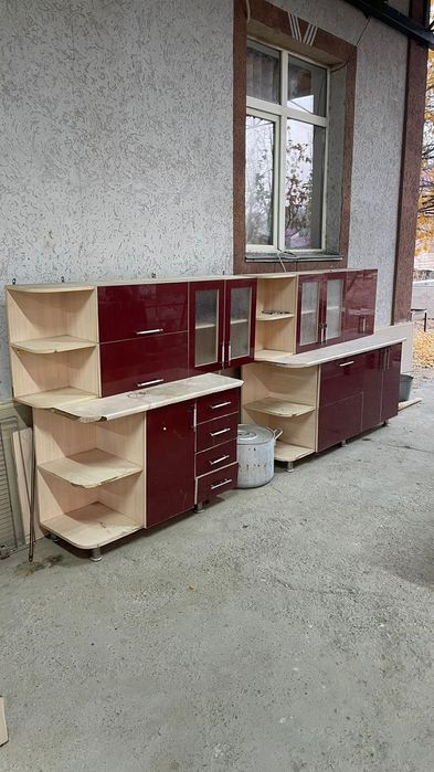 Кухонный мебель ..