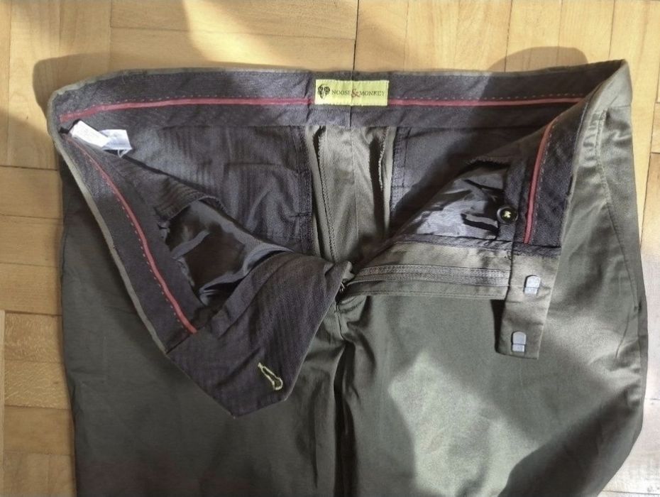 Pantaloni bărbați Noose & Monkey - Model Thyme TRS - 32R - Noi