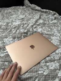 MacBook Air Gold 2019