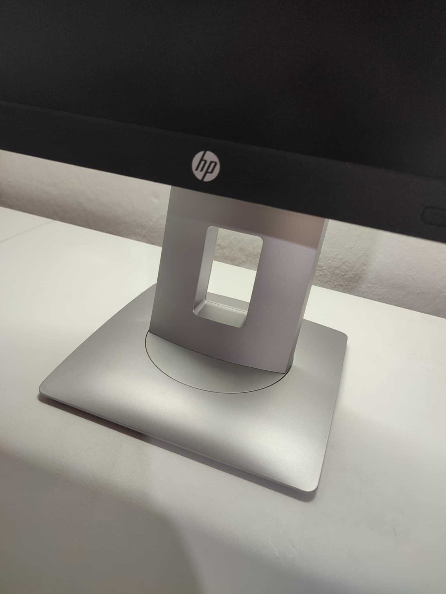 Монитор HP EliteDisplay E202, 20", HD+ 1600x900, 16:9, IPS