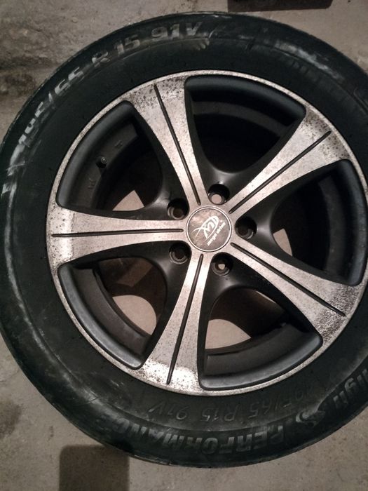 Vând set 4 roți vara 5x100 pt Skoda,vw,audi,Seat R15