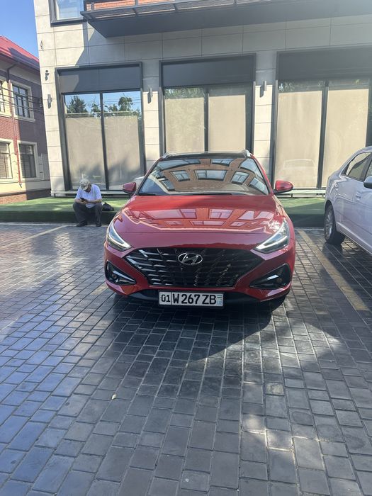 Продаю Hyundai i30 состояние отличное