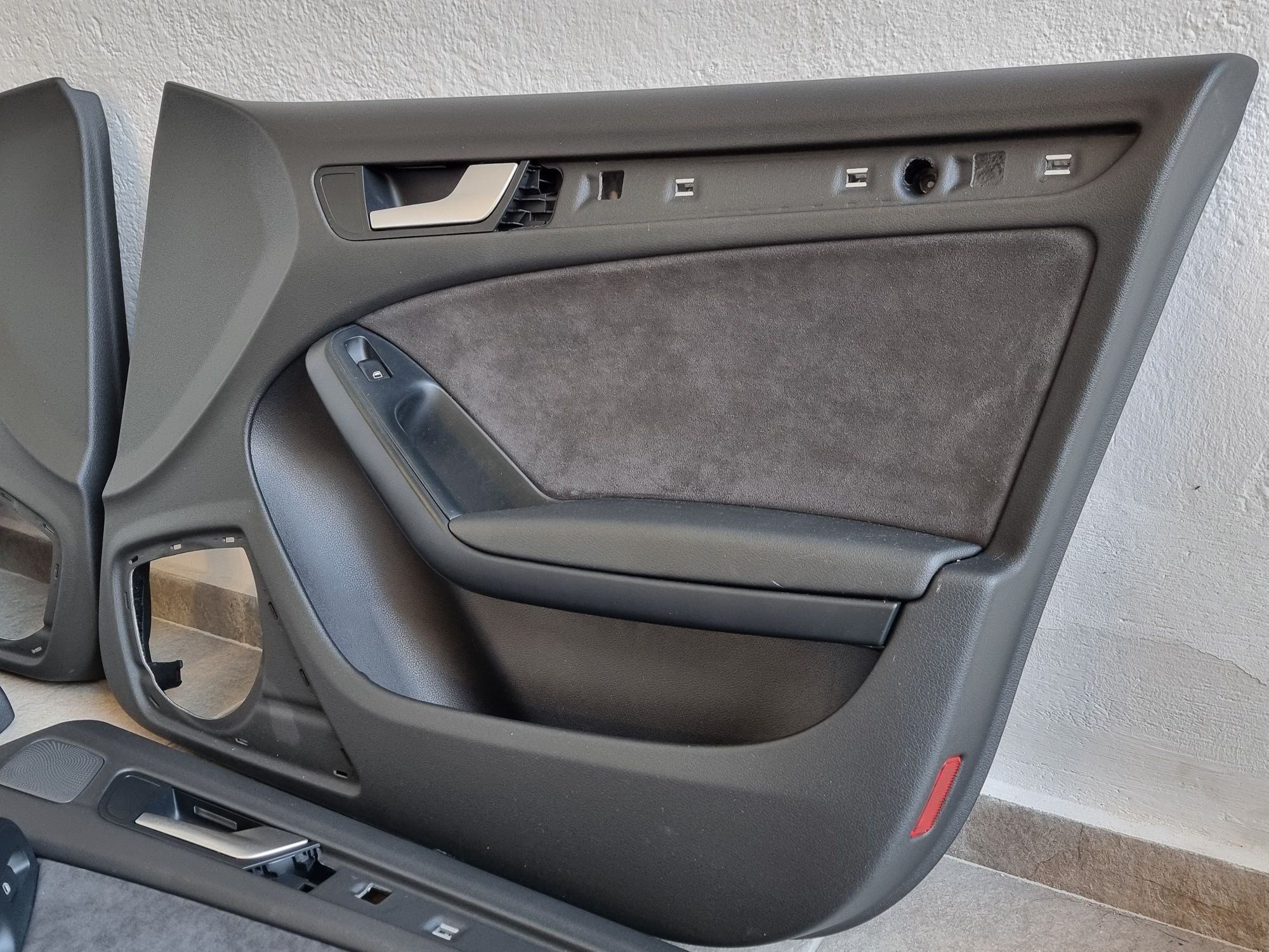 Кори за врати Audi A5 Sportback Алкантара
