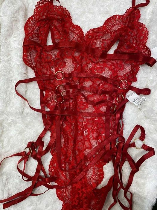 Body sexy cu portjartier detasabil