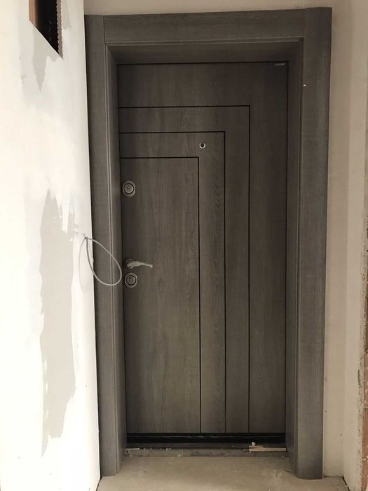 Продава се Четиристаен апартамент в Пловдив, Център - 164 кв.м за 1497 €/кв.м - Снимка #1
