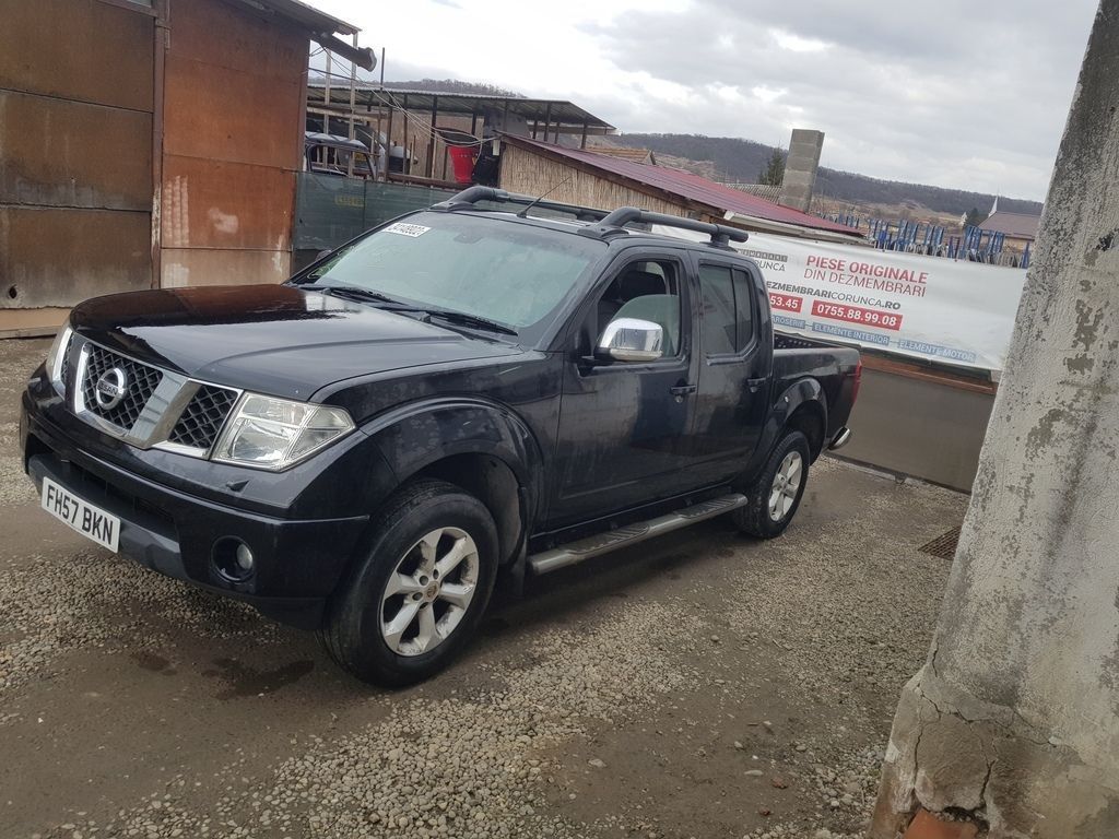 Dezmembrez Nissan Navara 2.5 Diesel D40 2006-