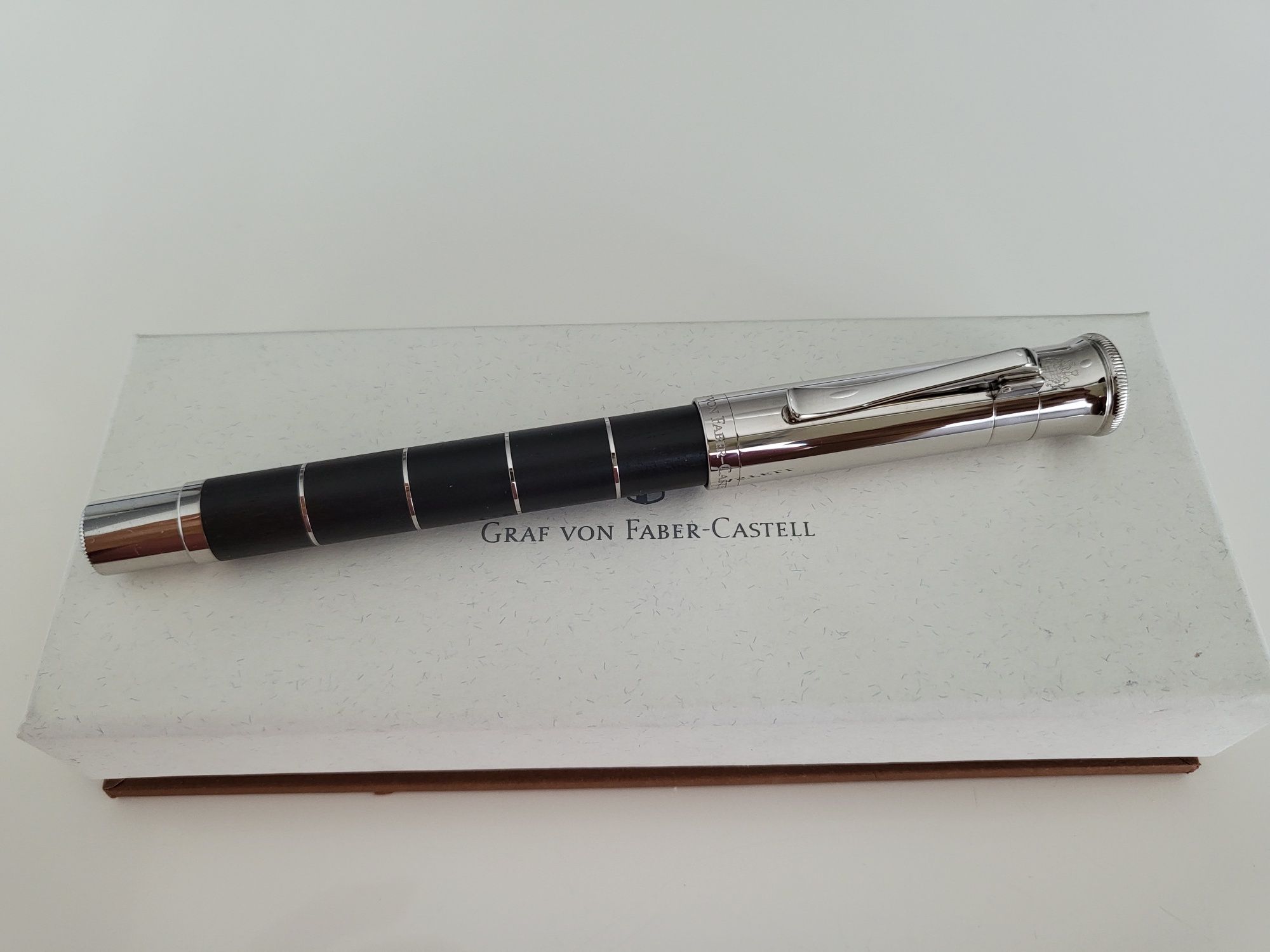 Писалка Graf von Faber - Castell Anello Ebony and Ivory