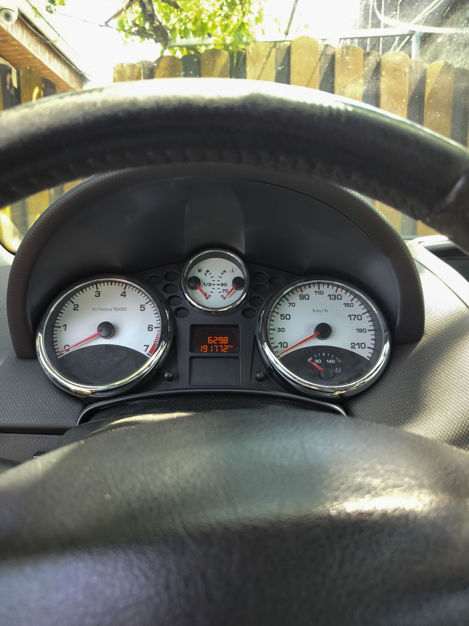 Peugeot 207 1.6 120hp