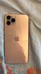 Продавам IPhone 11 Pro