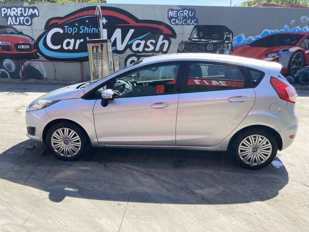 De vnzare FORD Fiesta
