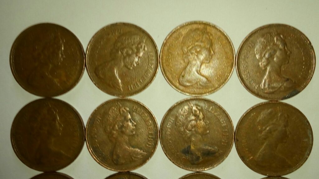 2 new pence din 1971 și 1 new penny din 1971