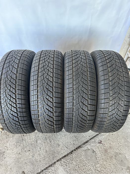 235/65/17 GoodYear dot21