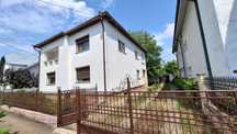 Casa de vanzare zona rezidențială