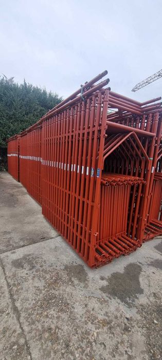 Schela disponibila schela Italiana, schela metalica cu podina de 1,8m