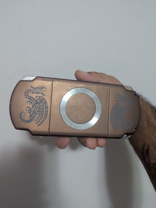 Psp 2004 complet modat cu jocuri