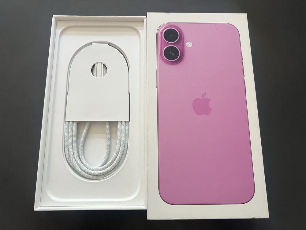 Продавам Apple iPhone 16 Plus 128GB