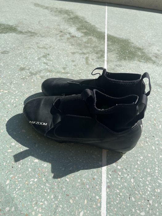 Nike mercurial air zoom черни бутонки с зелени бутони