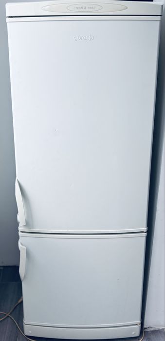 Продавам хладилник Gorenje – много запазен!