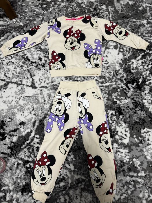 Детский костюм на 4 -5 лет