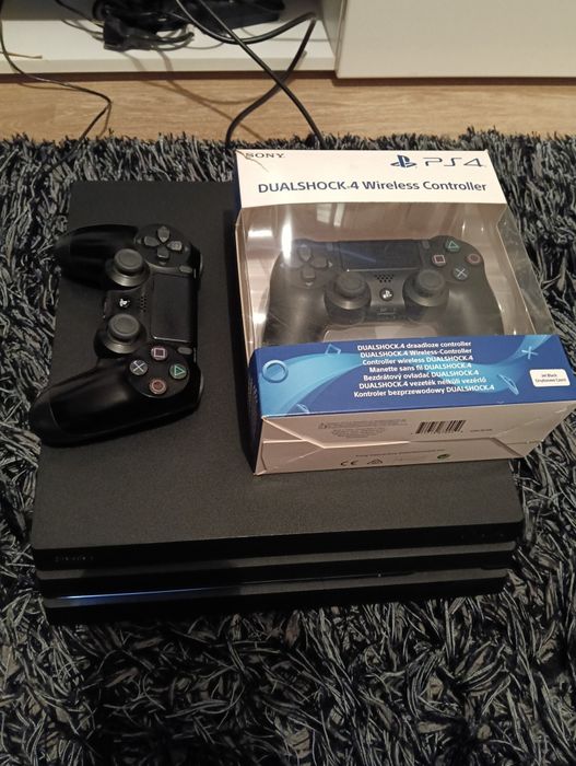 Playstation 4 pro 1TB