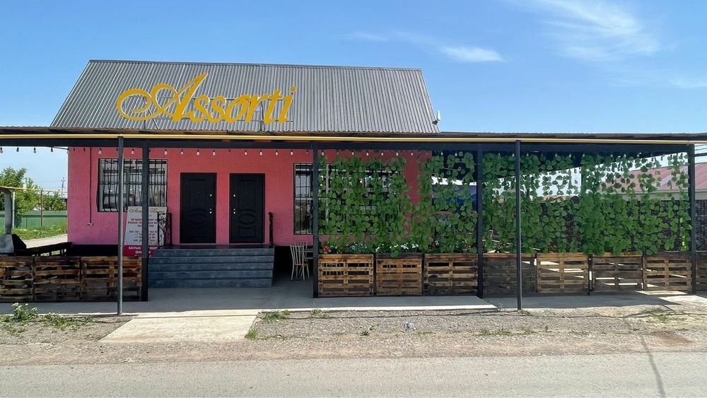 Продам срочно действующее кафе