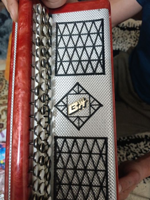 Баян Унисон-2 Вятский завод