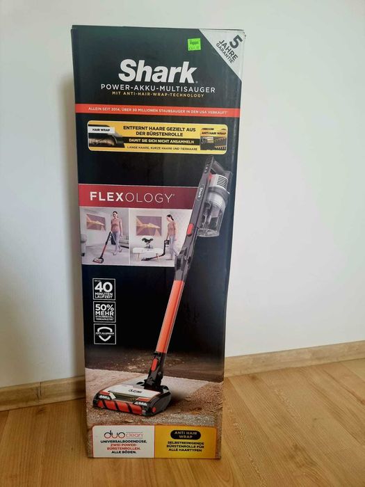 Aspirator fara fir, vertical Shark, in garantie