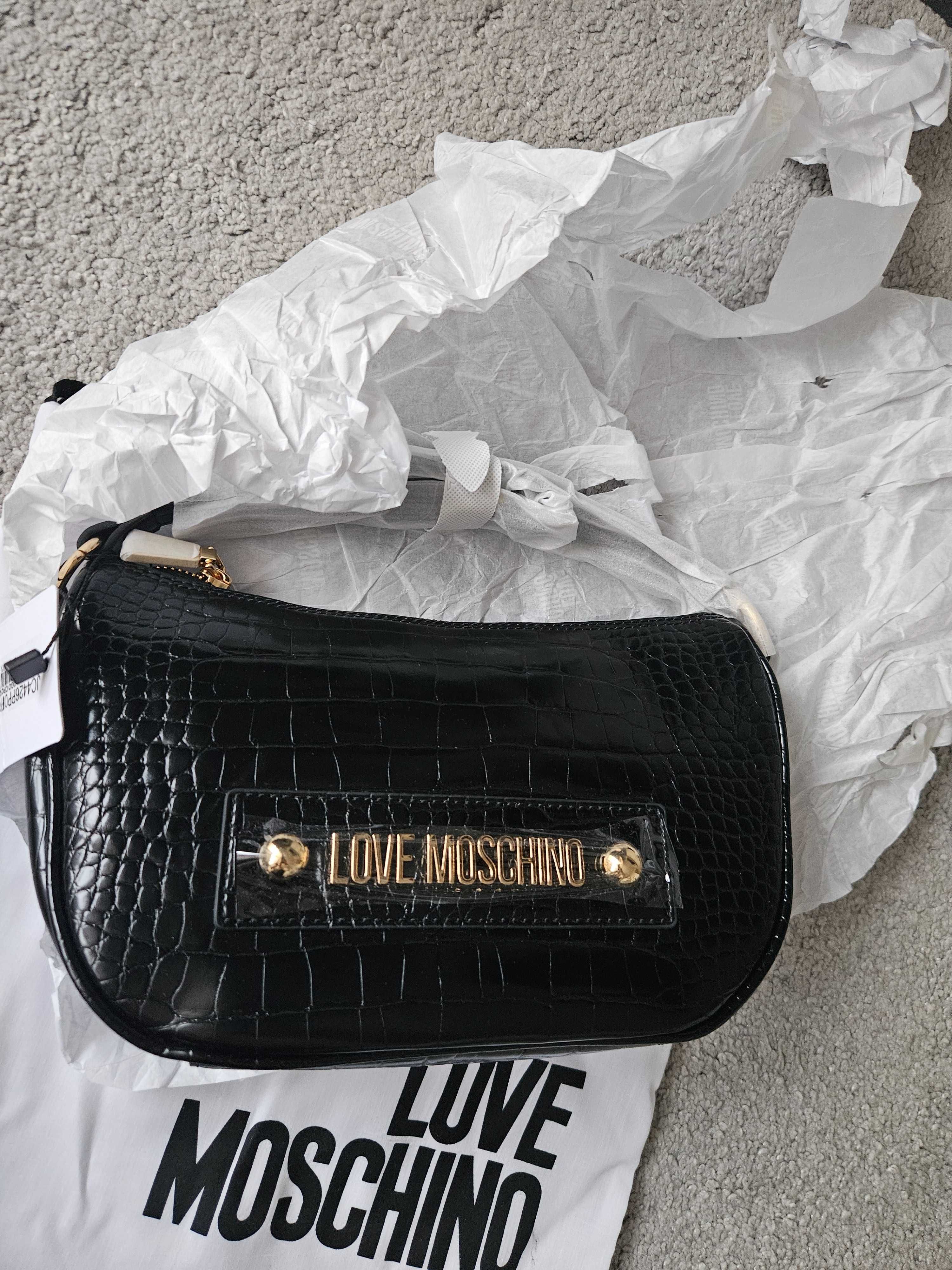 Love Moschino!!!