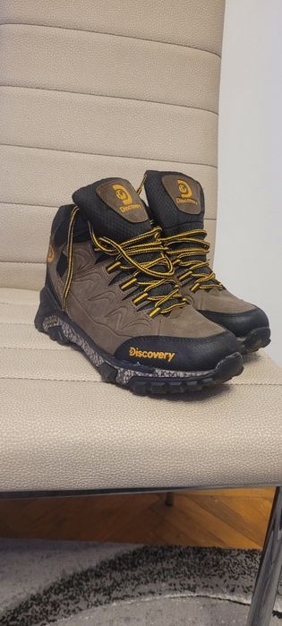 Ghete noi Discovery mărime 41