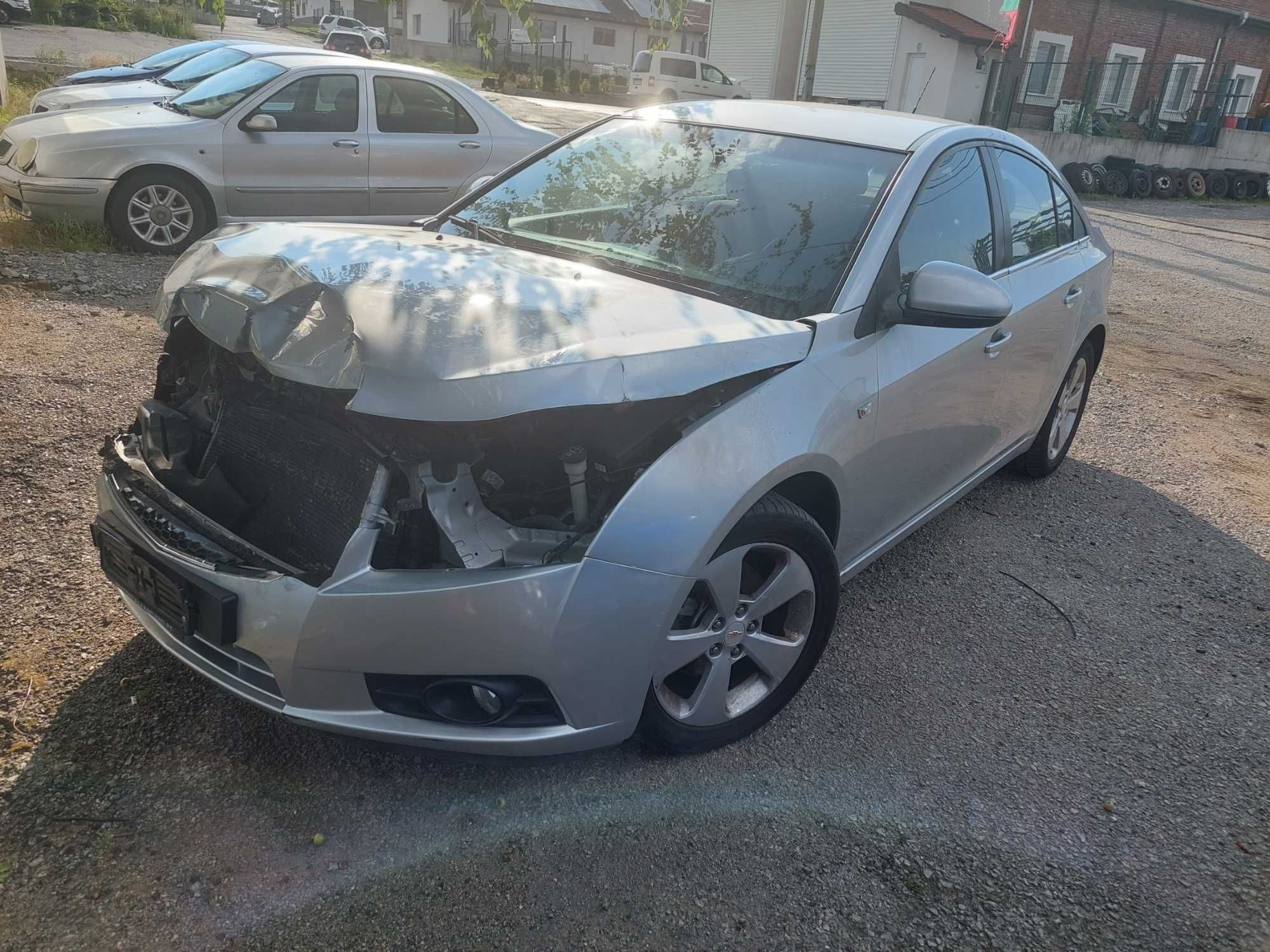 Chevrolet Cruze 2.0 TDI , Шавролет Круз на части!
Май 2011