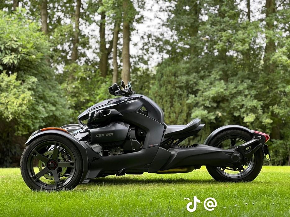Can nam ryker 900