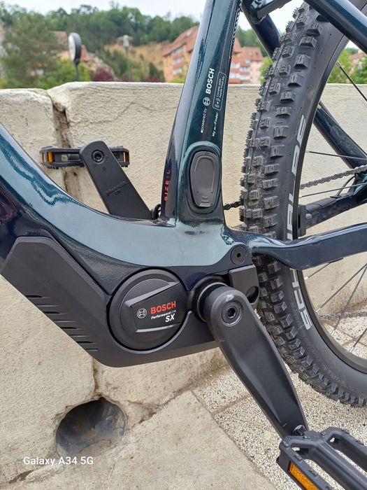 Vând bicicletă electrică MTB Hardtail 2025
