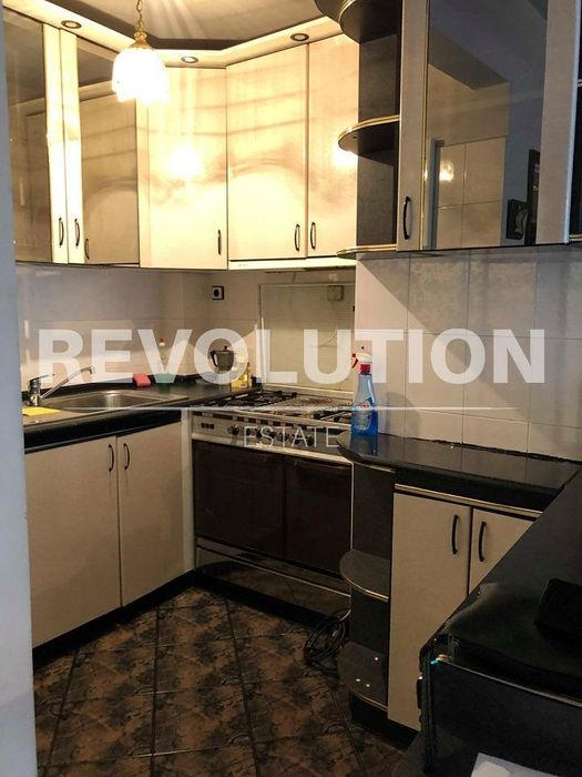 Дава се под наем Двустаен апартамент в Варна, Трошево - 65 кв.м за 375 € - Снимка #3