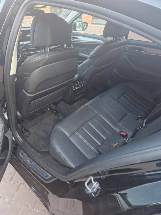 Bmw 520i Luxuri Line 184 cp