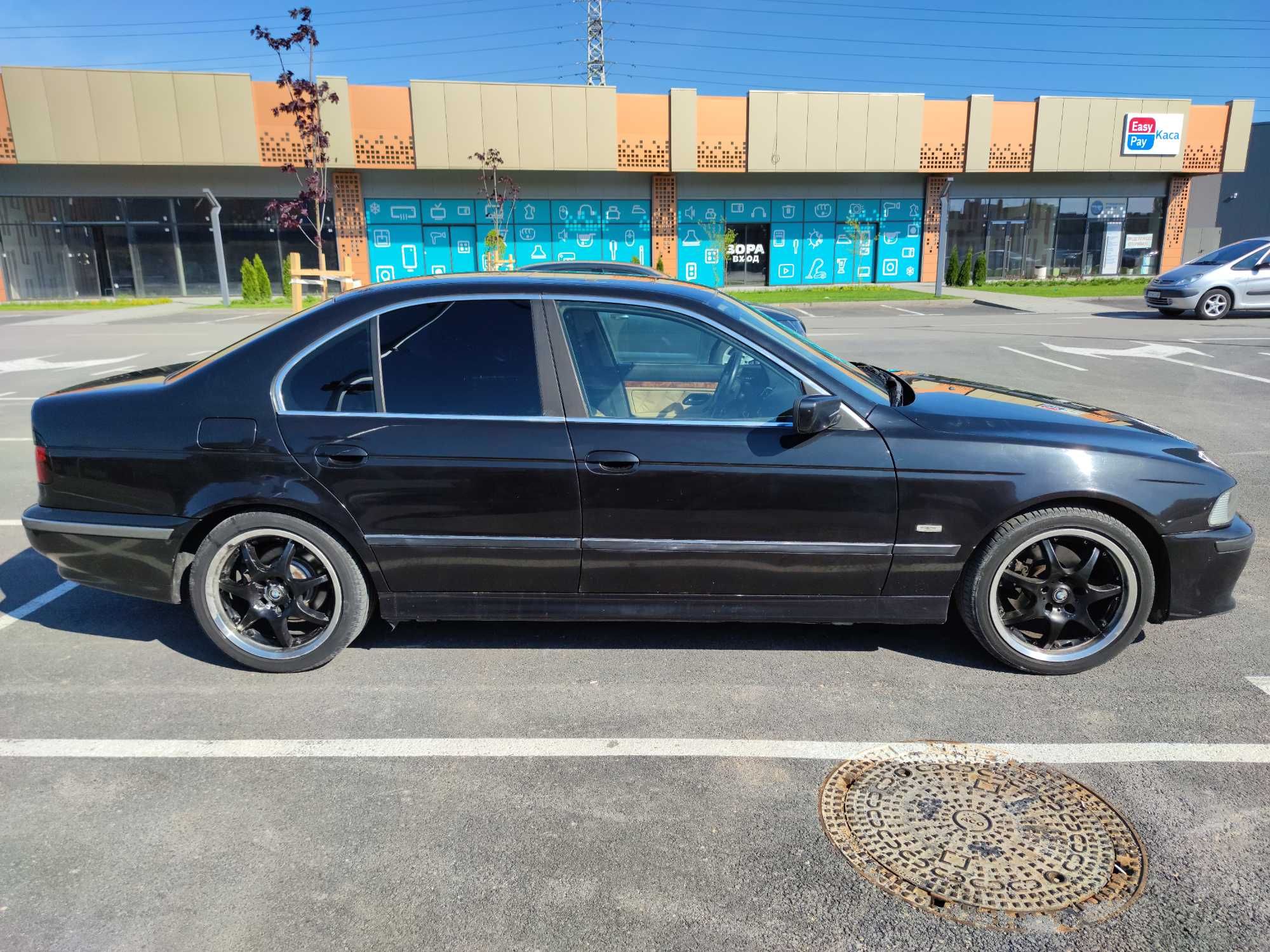 BMW 523i 2.5 e39