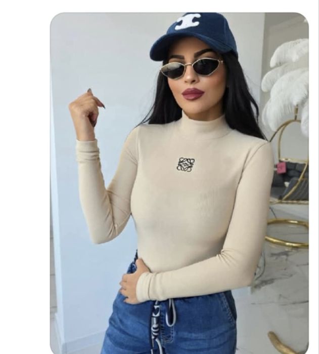 Дамска чисто нова блузка